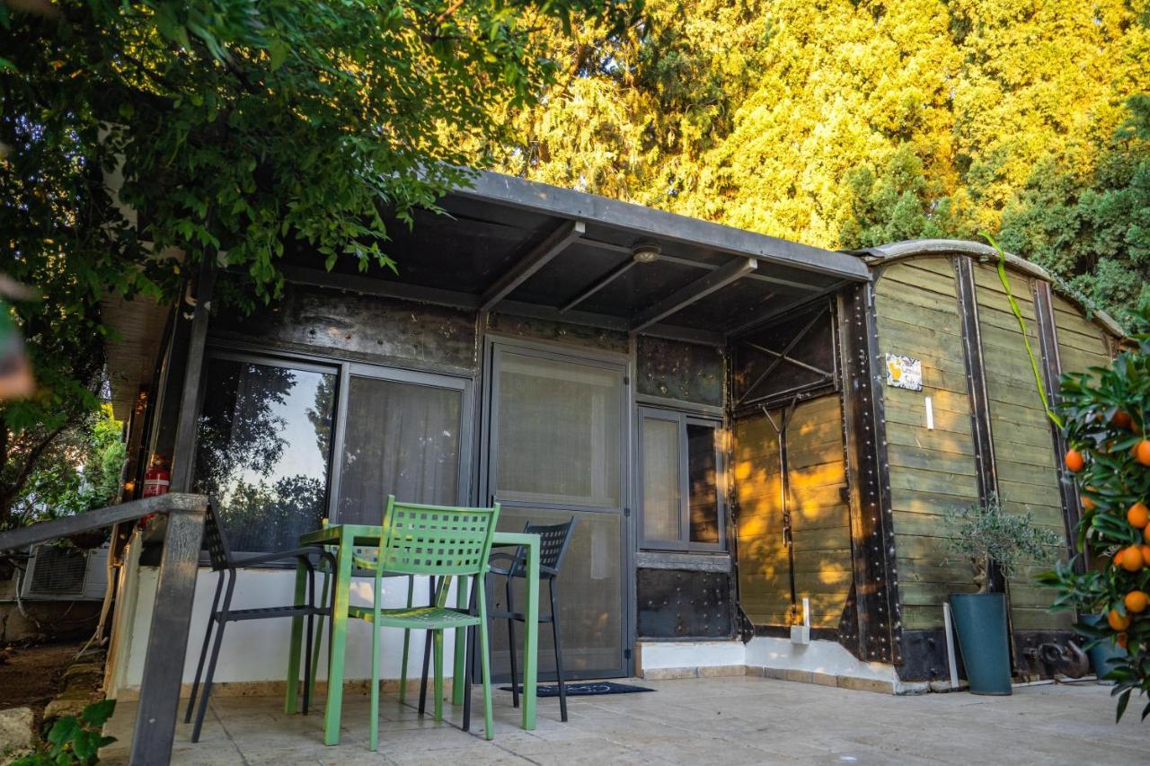 Lisa'S Farm Place Rishon Leziyyon Ngoại thất bức ảnh